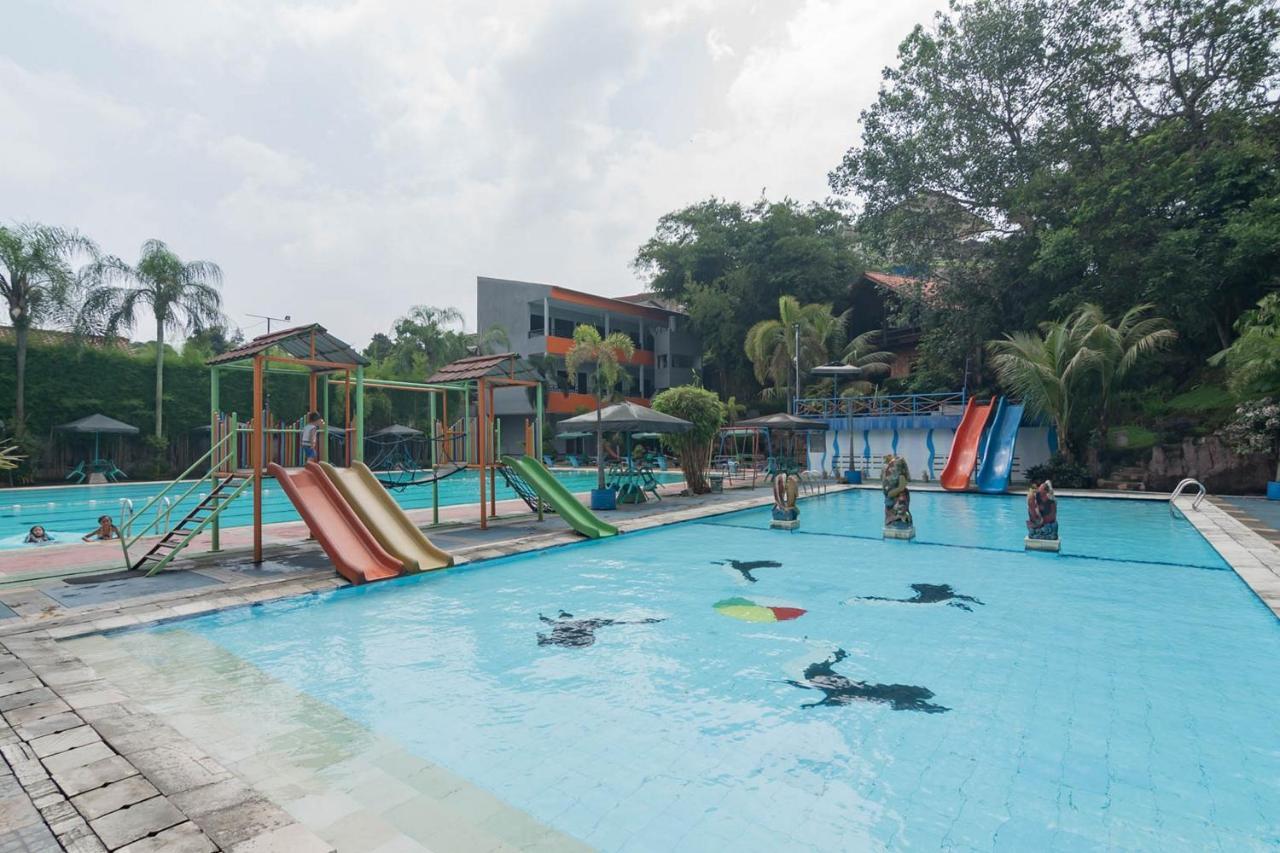 Urbanview Hotel Sagara Bogor Ngoại thất bức ảnh